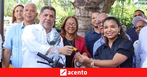 Agricultura Entrega RD 4 3 Millones A Productores De Banano Acento