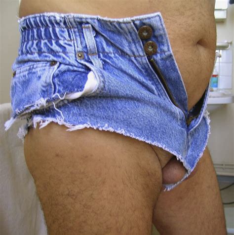 Outdoor Exhib On Bulge String 001 Photo Gallery Porn Pics Sex Photos XXX GIFs
