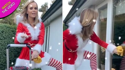 Bikini Clad Amanda Holden Takes On Elf On The Shelf Challenge Ahead Of Christmas Mirror Online