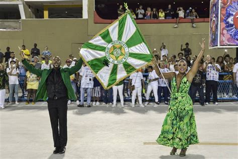 Mocidade Independente de Padre Miguel realiza ensaio técnico O Dia na