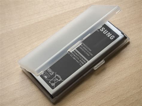 The Samsung Galaxy S5 official extra battery kit | Android Central