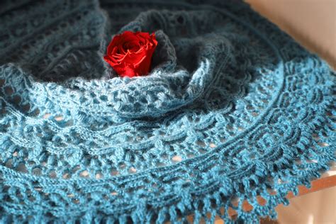Katarzyna Shawl Crochet Pattern: Textured Fichu Shawlette (PDF) - Etsy