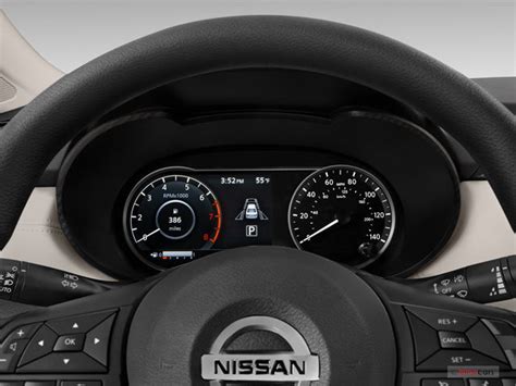 2021 Nissan Versa: 91 Interior Photos | U.S. News