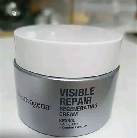 Visible repair regenerating cream by Neutrogena : review - Moisturizers ...
