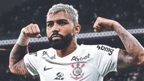 Punido pelo Flamengo Gabigol ajuda o Corinthians após polêmica da