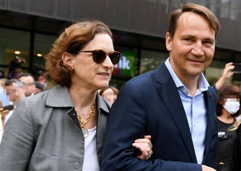 Rados Aw Sikorski Rodzina Ona Anne Synowie Tadeusz I Aleksander Co