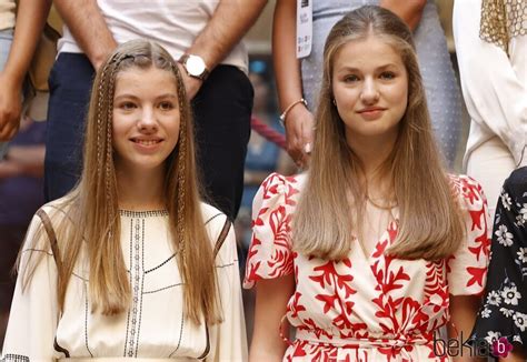 La Princesa Leonor Y La Infanta Sofía En Su Visita Oficial Al Museo Dalí De Figueres Visita De