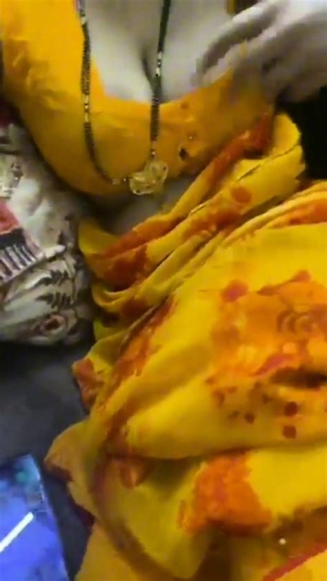 Sexy Big Boob Bhabhi In Yellow Saree Seducing Devar P