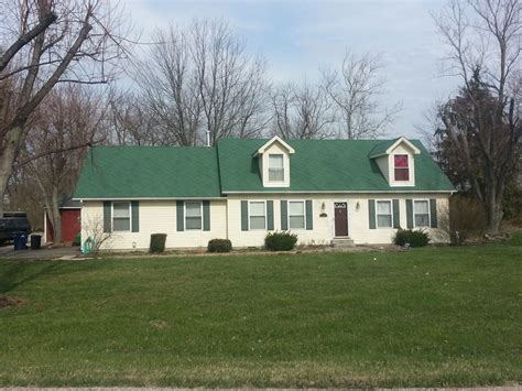 Green Asphalt Roof Shingles - DIY