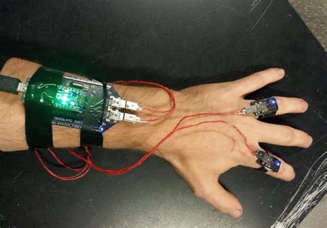 Mouse^3 Gesture Control Input Device Unveiled (video)