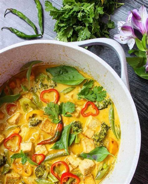 🇹🇭 Vegan Thai Green Curry With Tofu And Vegetables So Flavorful Recipe In Comments Dining And