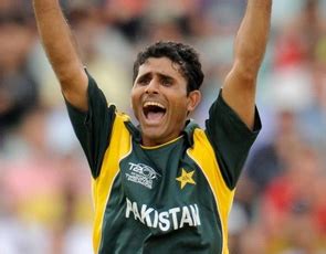 Pakistani Cricket Players Biography Wallpapers Abdul Razzaq