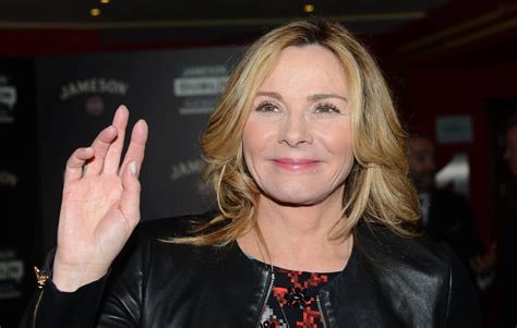 VIDEO Kim Cattrall se sent harcelée par la production de Sex and the City