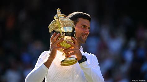 Novak Djokovic Und Das Geheimnis Hinter Der Tradition Nach Dem