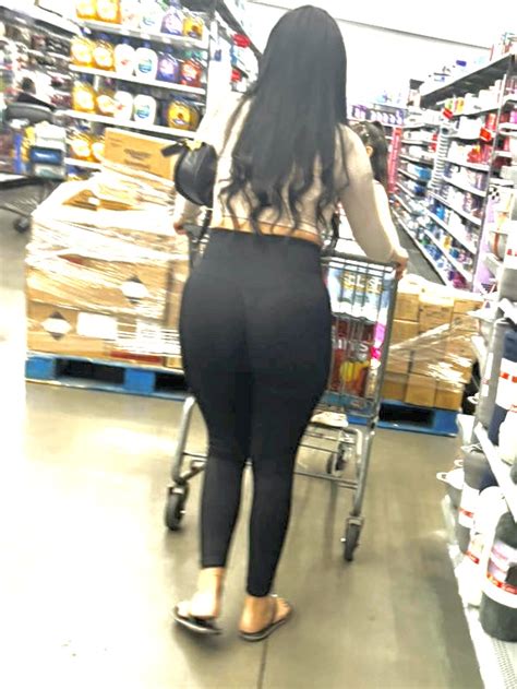 Latina Milf At Walmart W Juicy Ass Faceshot Oc Spandex Leggings Yoga Pants Forum