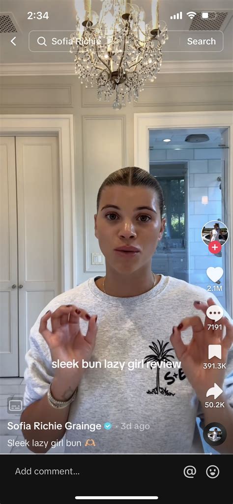 Sofia Richie Grainge Slick Bun 11 Grazia