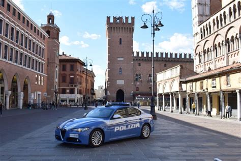 Alfa Romeo Giulia Indossa La Livrea Della Polizia Di Stato La Discussione