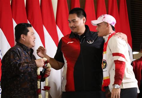 Menpora Dito Sambut Kepulangan Para Atlet Peraih Medali Emas Olimpiade