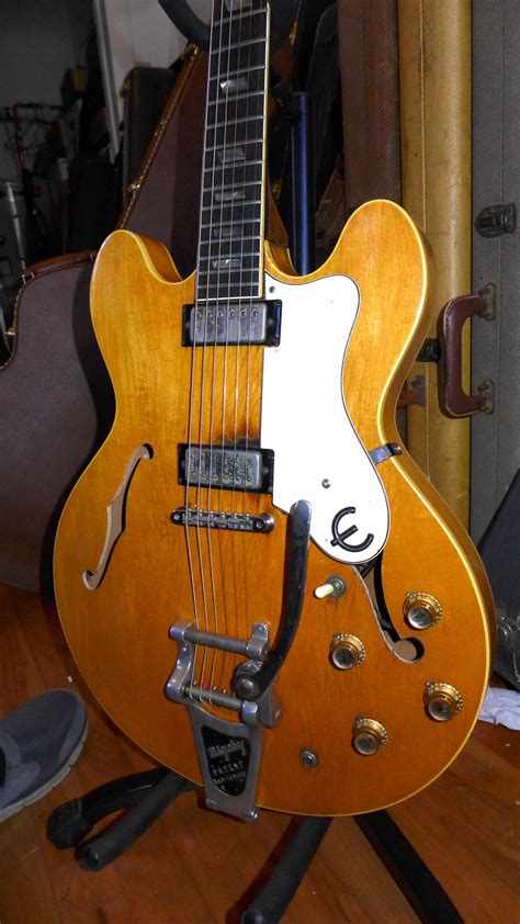 1967 Epiphone Riviera Blonde Natural Guitars Electric Semi Hollow Body Ok Guitars