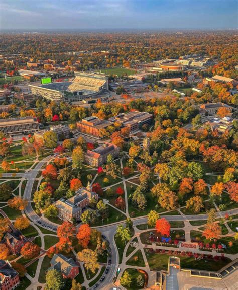 Beautiful Fall Campus View – English Language Center