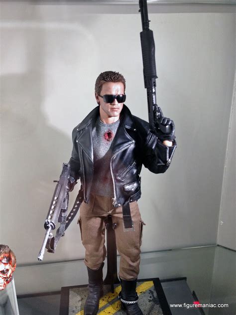 Figure Maniac Hot Toys The Terminator 1 6th Scale T 800 Battle Damaged Version Ht Secret