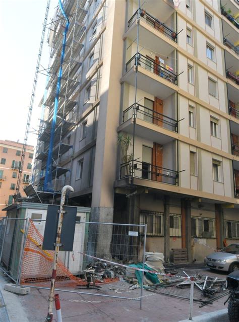 Incendio Nel Cantiere Di Un Palazzo A Genova Sampierdarena Il Secolo Xix