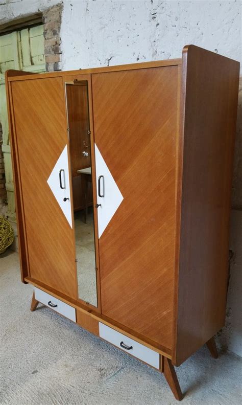 Armoire Vintage Profil Aileron Relooking Meuble Mobilier De Salon