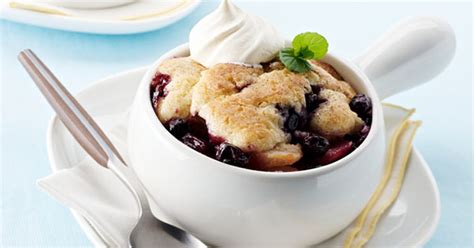 Fruit Cobbler Recipe | Mott's®