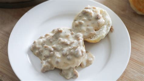 Simple Sausage Gravy Recipe