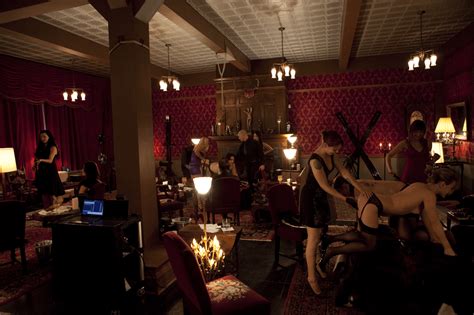 Topless Tapas Kink Porn Video With Cherry Torn Gia Dimarco Sarah Shevon