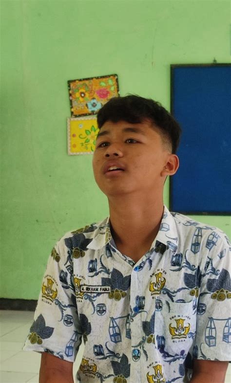 Foto Ujian Sekolah