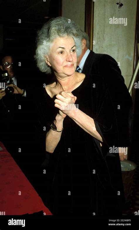 Bea Arthur Fotos Und Bildmaterial In Hoher Auflösung Alamy