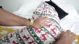 Socando Na Vagina Da Putinha De Calcinha No Porno Cnn Amador