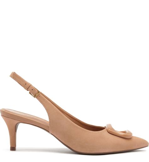 Scarpin Nobuck Slingback Salto Kitten Fivela Soft Avelã Arezzo