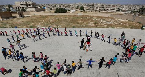 Going to School in Syria Photos - ABC News