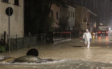 Maltempo Estremo Su Emilia Romagna E Marche Come L Alluvione Del 2023