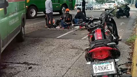 Atropellan A Pareja Que Viajaba En Motocicleta Alerta Jalisco