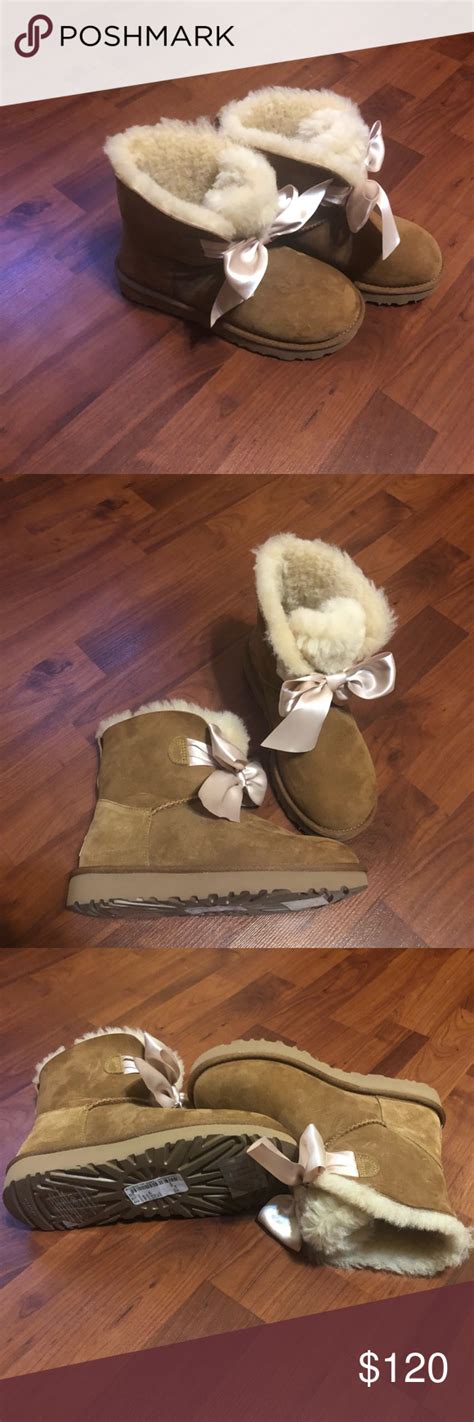 Ugg Tan Boots Tan With S Large Satin Bow Has Sheepskin Fur Throughout The Entire Inside Will