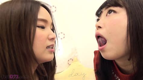 Japanese Lesbian Kissing