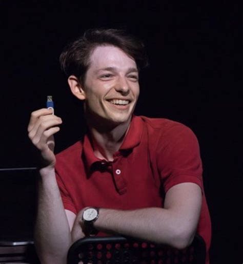 Pin By Lola On Mike Faist Dear Evan Hansen Love My Husband Newsies