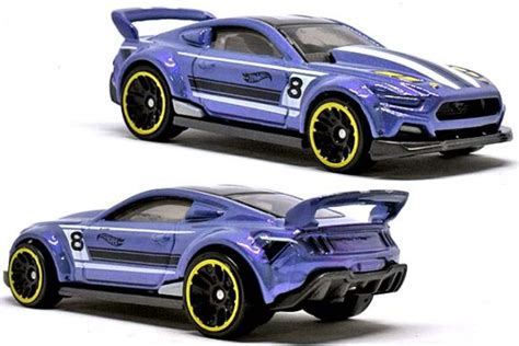 CUSTOM FORD MUSTANGのレビューボンネットがリーモコちゃんのレーシングマスタング FJY Hot Wheels 情報まとめ ホットウィール にわかマニア