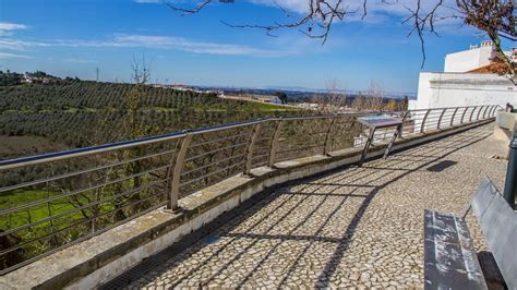 Visita guiada ao Castelo e Centro Histórico a 21 de agosto inscreva