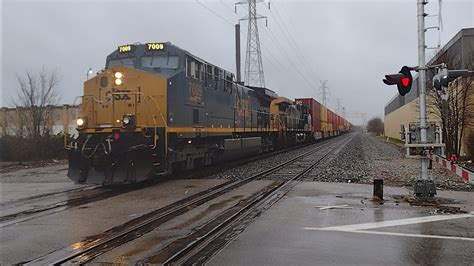 Csx Cm Ac Csx Cw Ac Leads The Csx I With A Horn