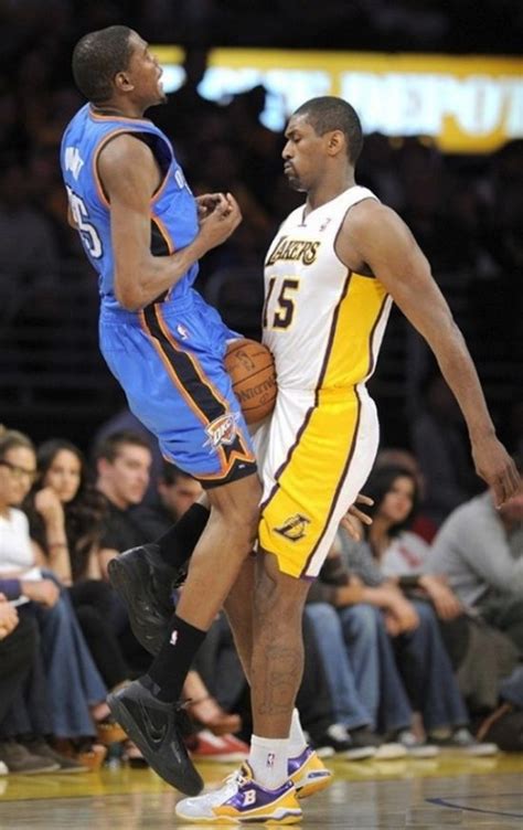 Funny Basketball Moments (24 pics)