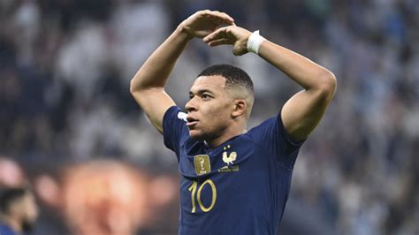 Mbappé sen va il annonce du lourd au PSG Le10sport