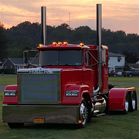 Custom Mack Trucks