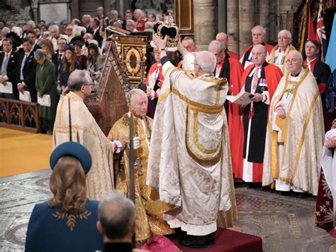 Fotos Kr Nung Von K Nig Charles Iii Und K Nigin Camilla In London