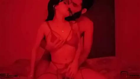 Pareja cachonda es adicta al sexo duro y les encanta hacer videos amateur Porno en Español