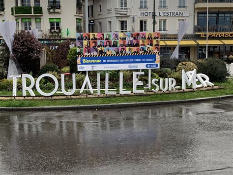 D Gradations L Entr E De Trouville Sur Mer La Mairie Va Porter Plainte