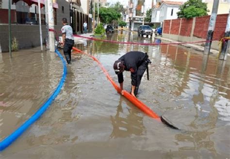 Emergencia Por Lluvias Brindan Atención A Damnificados Por